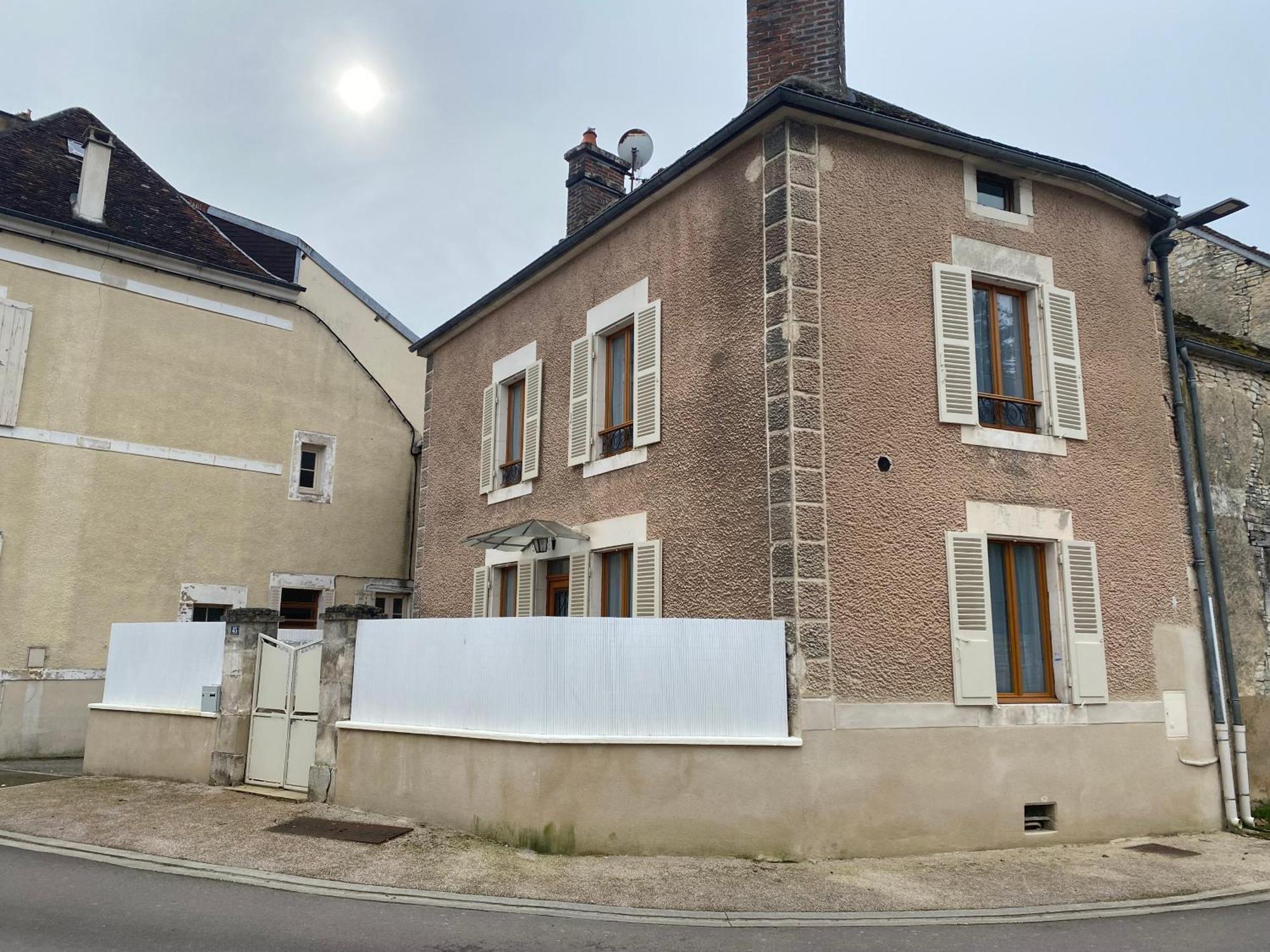 Maison Au Centre De Tanlay Villa Екстериор снимка